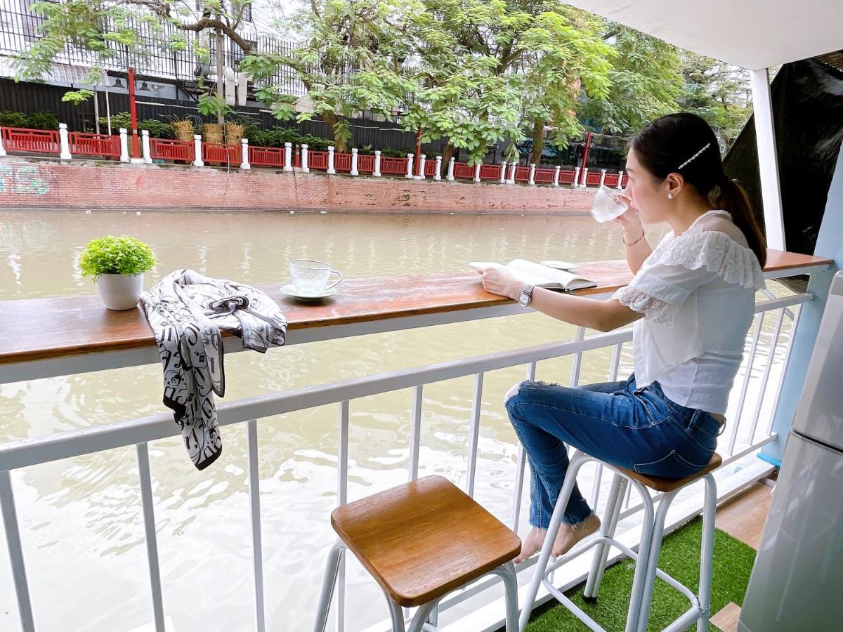 Lively And Cozy Canal House ,Entire House Bangkok Bagian luar foto