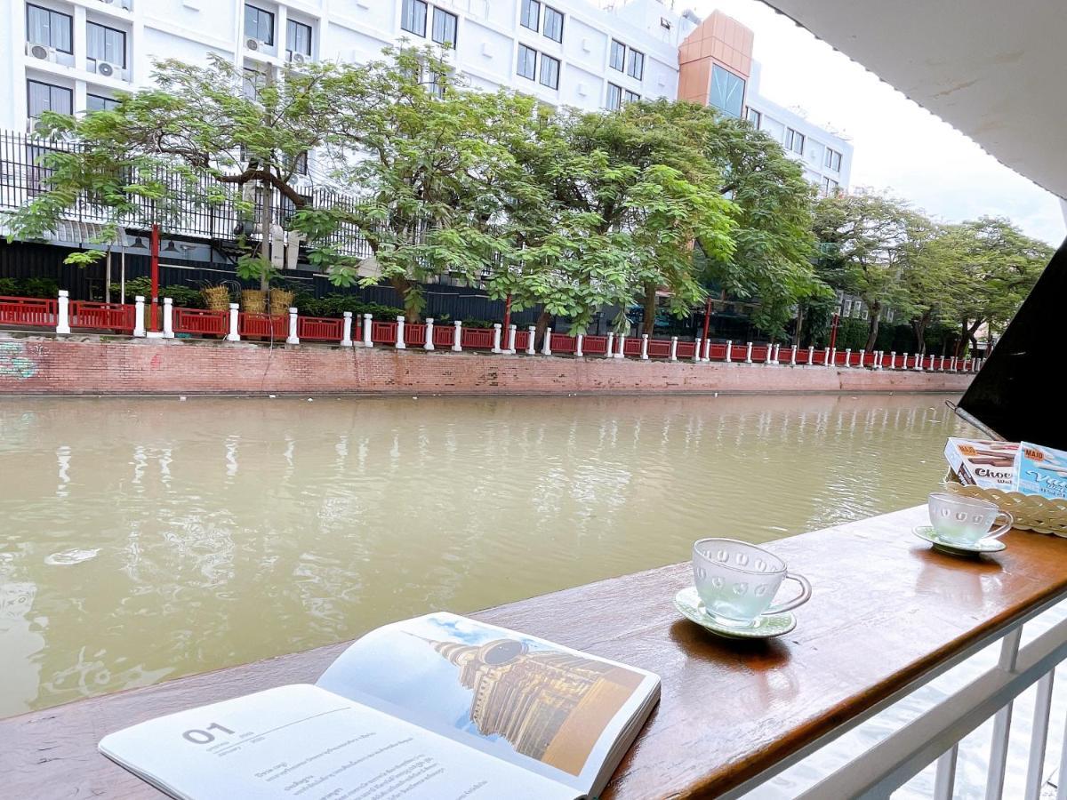 Lively And Cozy Canal House ,Entire House Bangkok Bagian luar foto